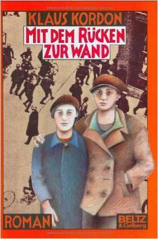 Mit Dem Rücken Zur Wand Mit Dem Rücken Zur Wand
