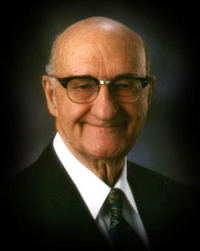 W. Cleon Skousen profile picture