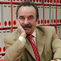 Carlos J. Cortes profile picture
