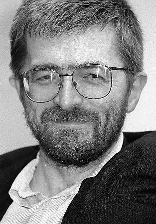 Stanisław Barańczak (Author of Ocalone w tłumaczeniu)