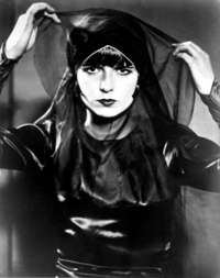 Louise Brooks profile picture