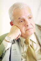 يونان لبيب رزق