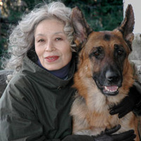 Kinuko Y. Craft profile picture