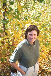 Hilari Bell profile picture