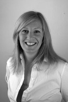 Jennifer L. Knox
