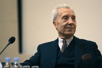 Marc Fumaroli profile picture