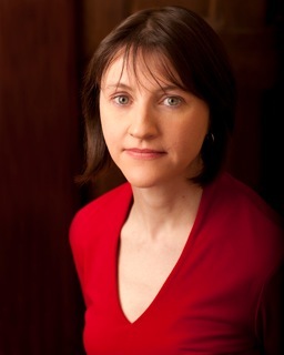 Kate Taylor (Author of A Man in Uniform)