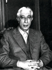 منوچهر مرتضوی