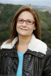 Mina Javaherbin profile picture