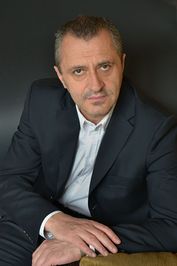 Валери Стефанов