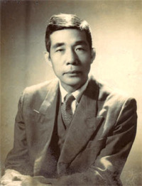 Nguyễn Huy Tưởng profile picture