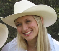 Cait Lavender profile picture
