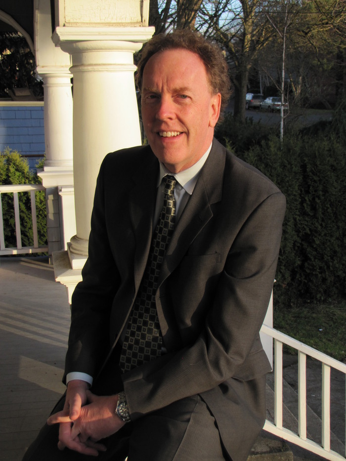 Tom Hallman Jr. (Author of Sam)
