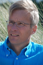 Hugh Aldersey-Williams profile picture