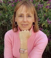 Medea Benjamin profile picture