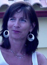 Rebecca Lisle profile picture
