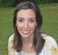 Laura   Golden profile picture