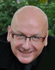Michael     Daniels