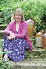 Sophie Neville