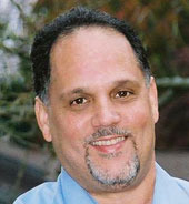 Robert Casilla