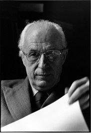 Philippe Ariès profile picture