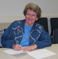 Carolynn Carey profile picture