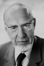 Titus Burckhardt profile picture