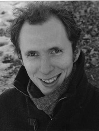 Tom Howell profile picture