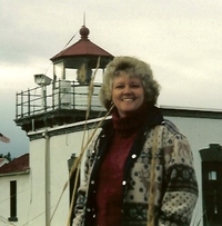 Elinor Dewire profile picture