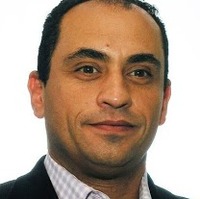 أحمد غريب