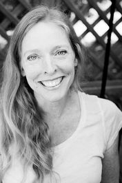 Jen Swann Downey profile picture