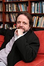 Cristovão Tezza profile picture