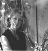Pauline Holdstock profile picture