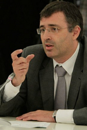 Сергей Гуриев