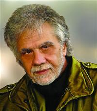 Νίκος Γούλιας