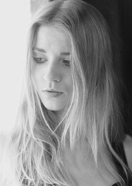 Karolina Otwinowska
