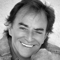 Thaao Penghlis