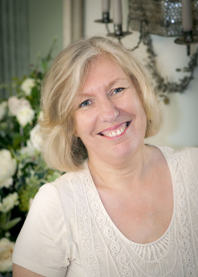 Jennifer Lynch (Author of Salsa)