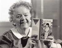 Ester Ringnér-Lundgren