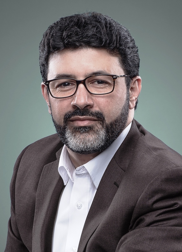 ساجد العبدلي (مراجعة وتحرير of انشر فنّك)