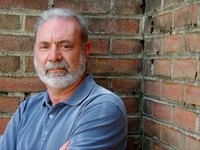 Larry Kahaner profile picture