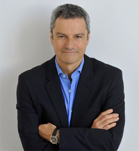Gavin Esler profile picture