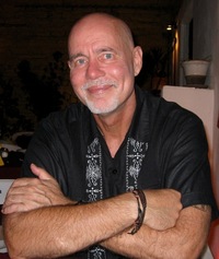 Роберт Гловер