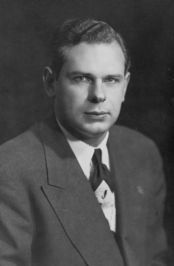 Paul T. Hellyer profile picture