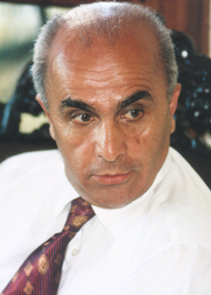 Necdet Sakaoğlu