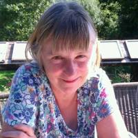 Rosalie Warren profile picture