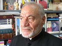 الأب سهيل قاشا