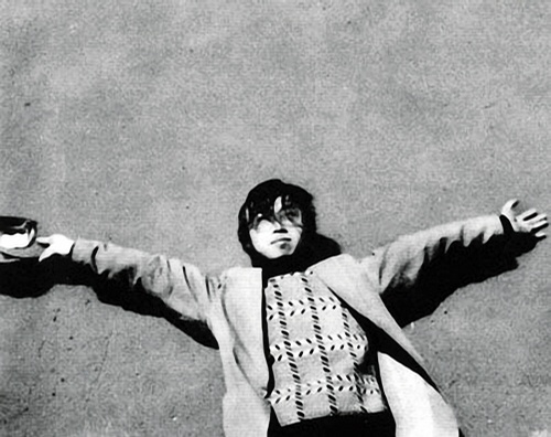 Hai Zi (Author of Over Autumn Rooftops)