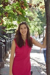 Catherine Lowell profile picture