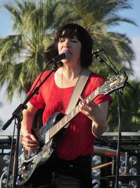 Carrie Brownstein profile picture